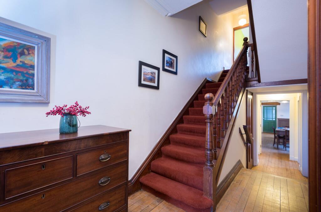 33 Ernespie Road, Castle Douglas - Williamson and 