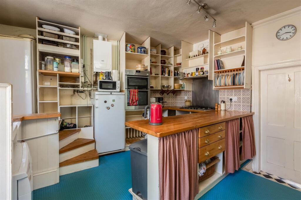 Undercliffe 1 Kitchen Dining Room-5.jpg