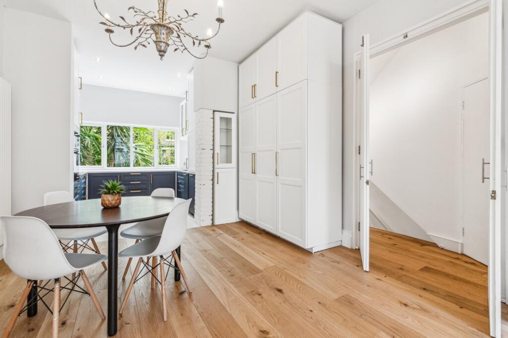 Kitchen / Dining