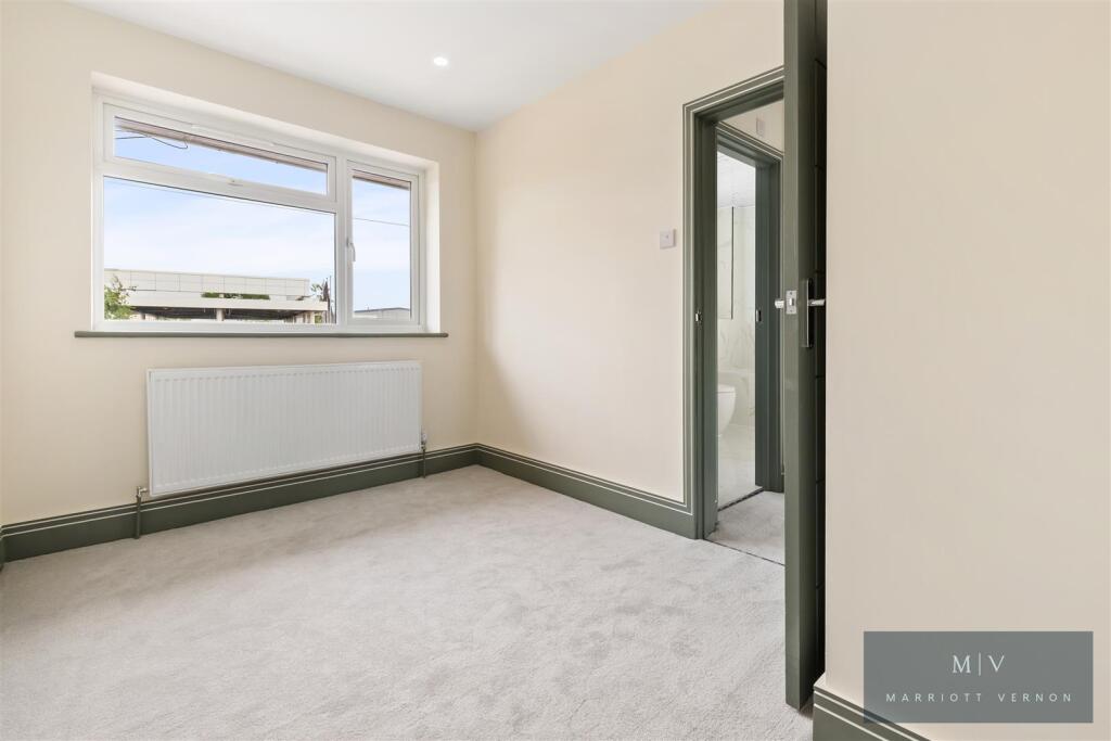 Croydon Road 76 MV-12.jpg