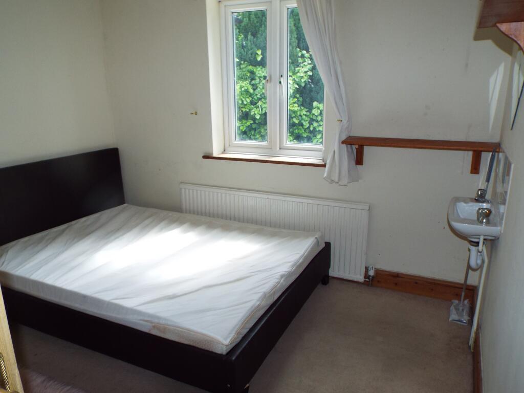 Bed 4