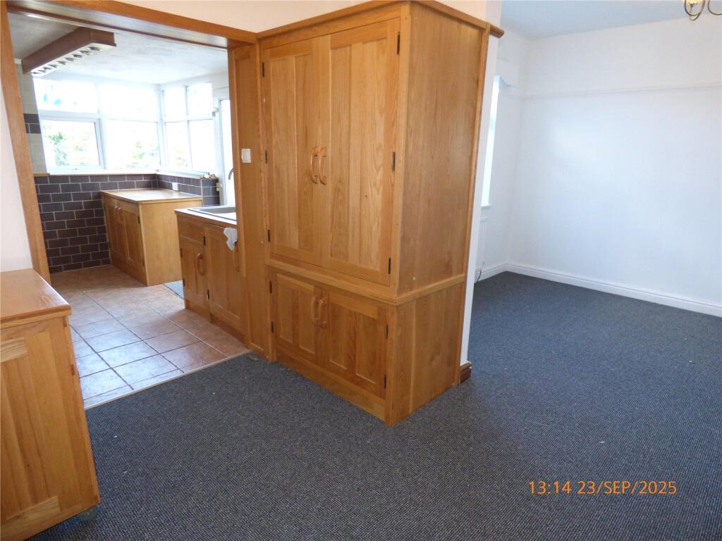 Dining Room/Kitchen