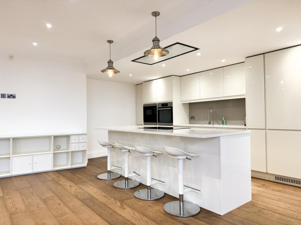 Alex House Marine Parade EweMove-15