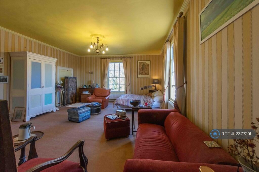 Commodore's Cabin Ii