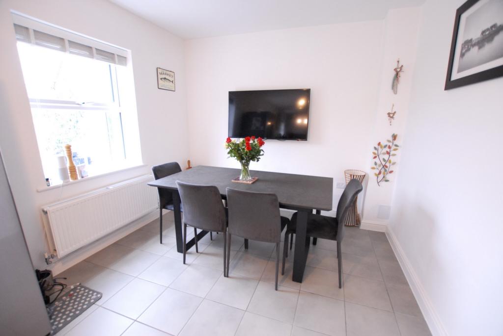 Dining/living area