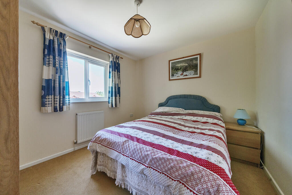 1290620-21-682deb...