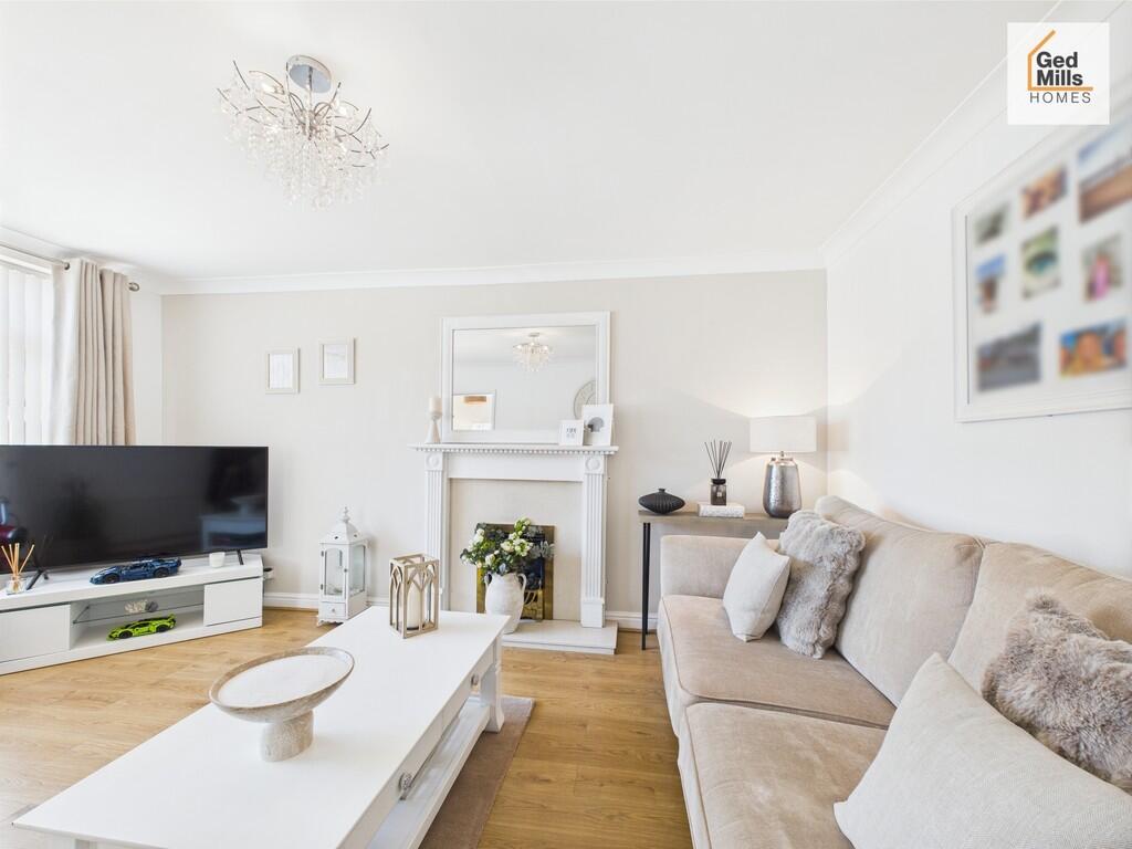 CAM04261G0-PR0047...