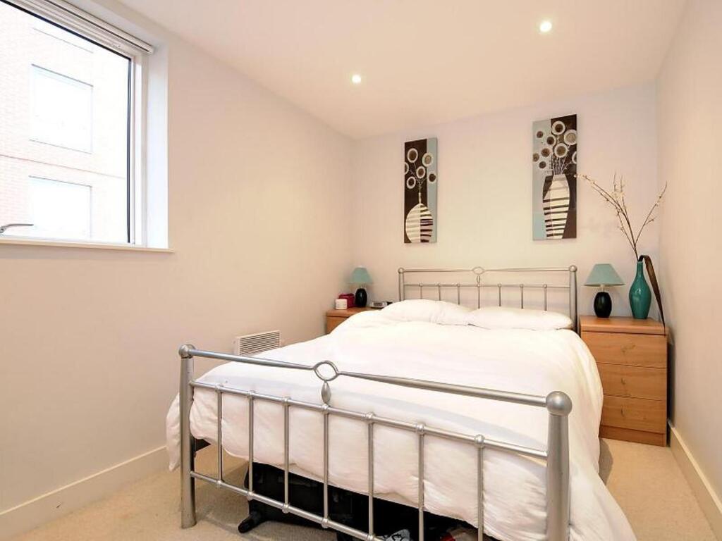 Bed 1