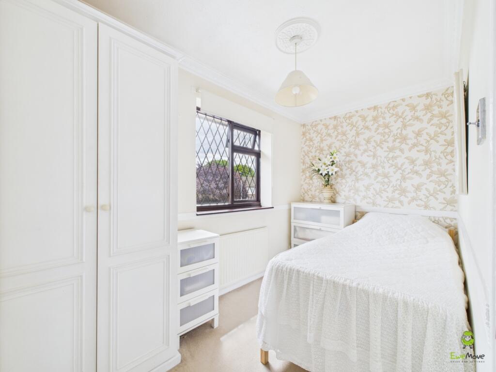 CAM03779G0-PR0258-STILL004