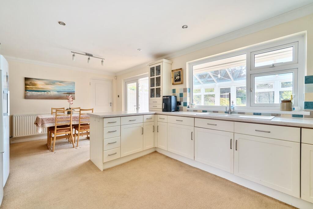 1316928-23-688784802e222