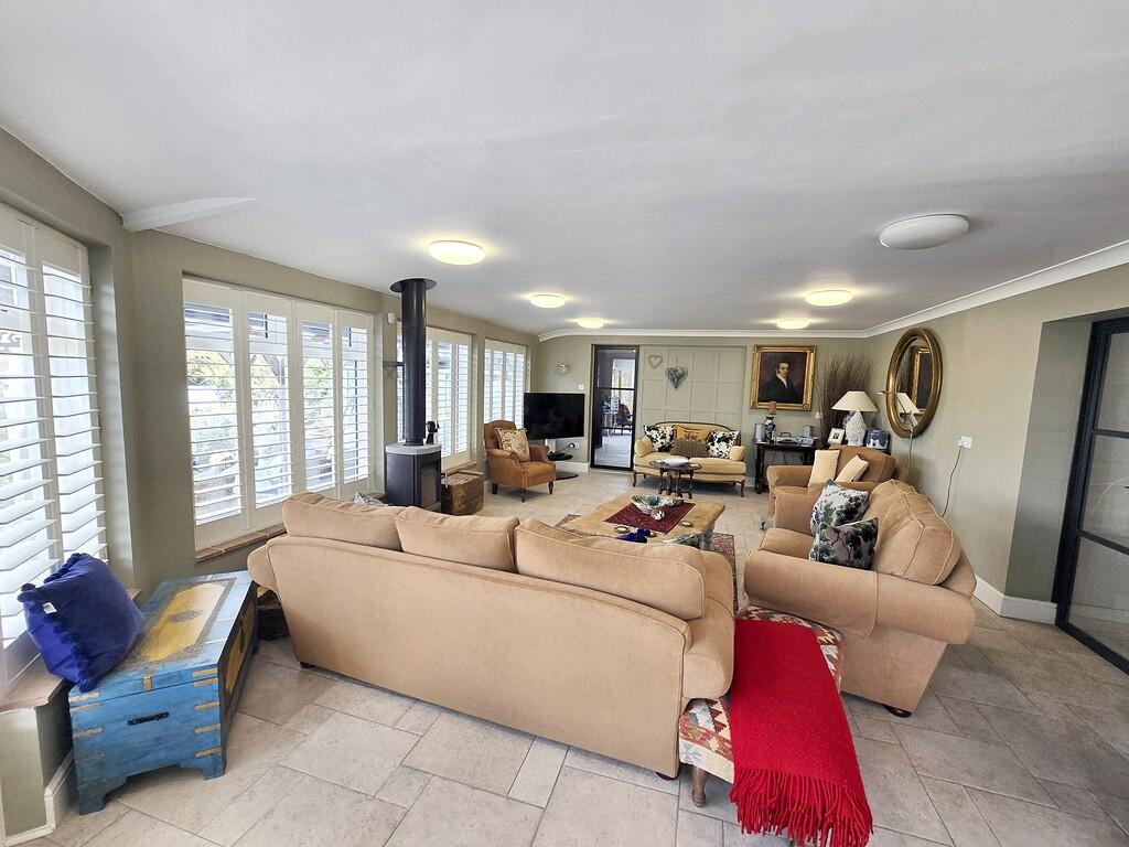 Aldringham tv roo...