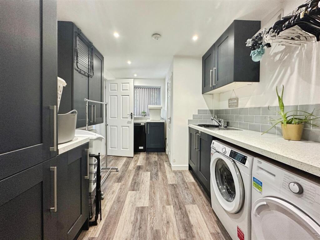 dc9ff466--429D-9D7C-F69A182C81A2-97513-00001F0E612