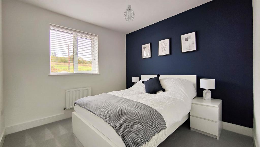 bed 3.jpg