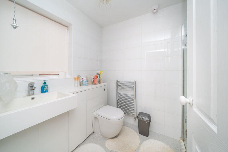 BEDROOM 1 EN-SUITE
