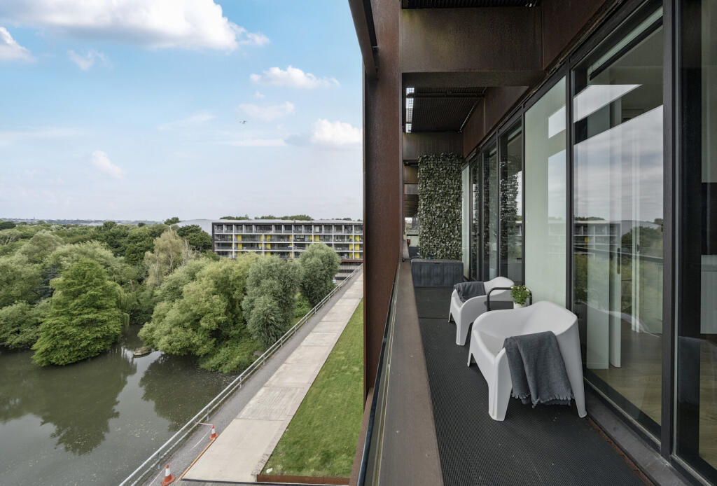 1309062-6-684971c...