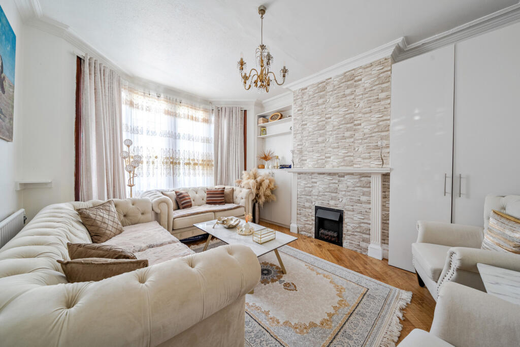 1317136-17-686695...