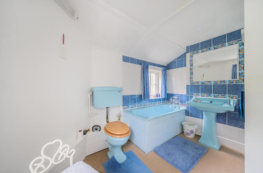 1287263-28-6829c72e09543-ARW