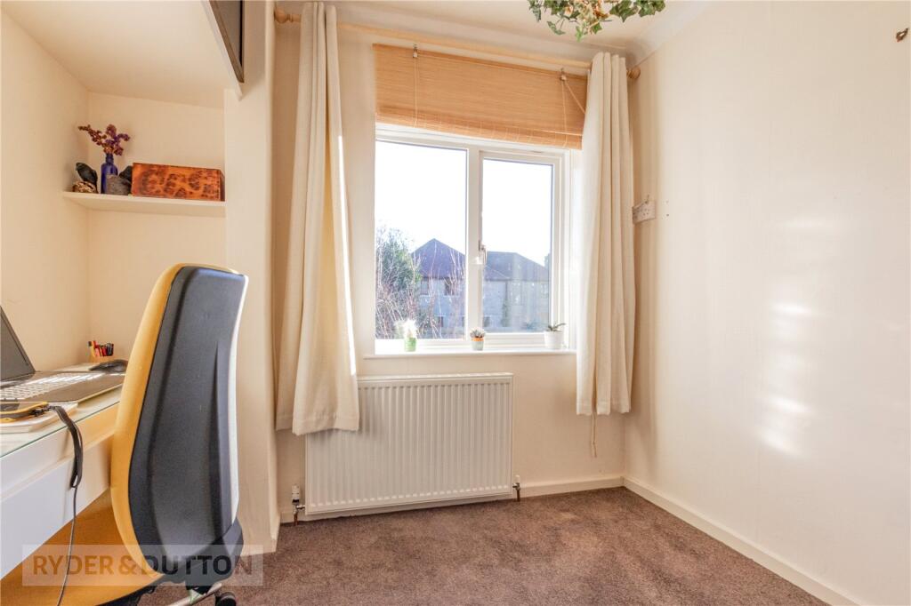 Bedroom / Office