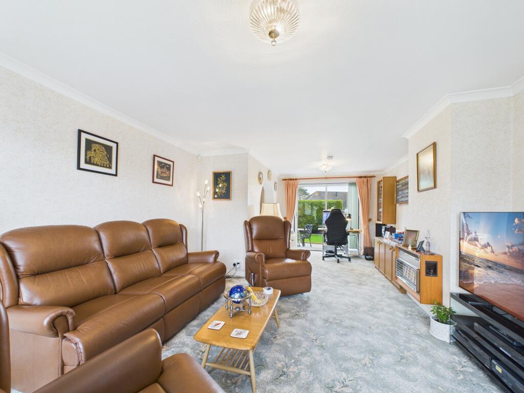 Hedingham Way, Mickleover