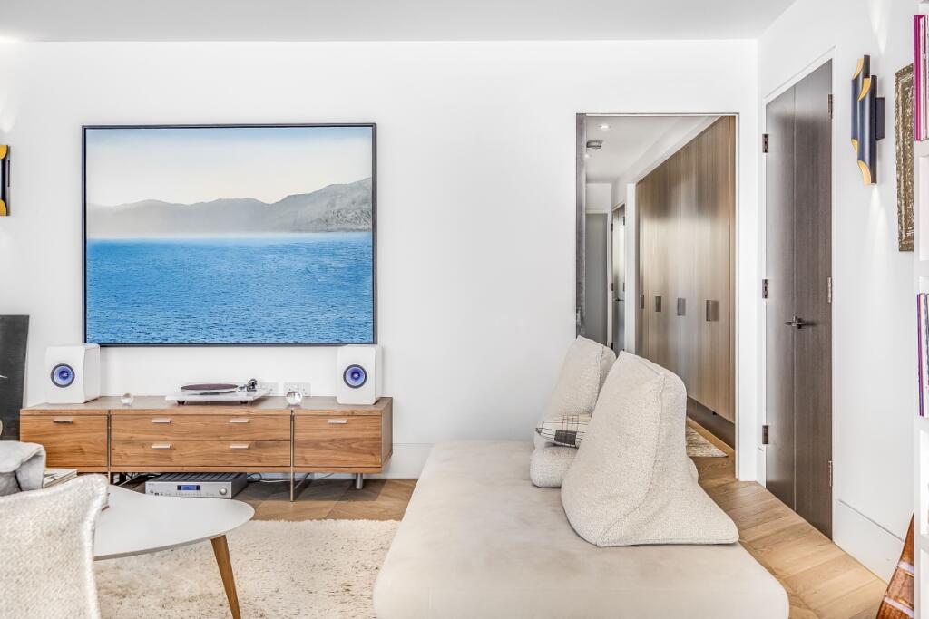 KFH-Flat_7-20_Hatton