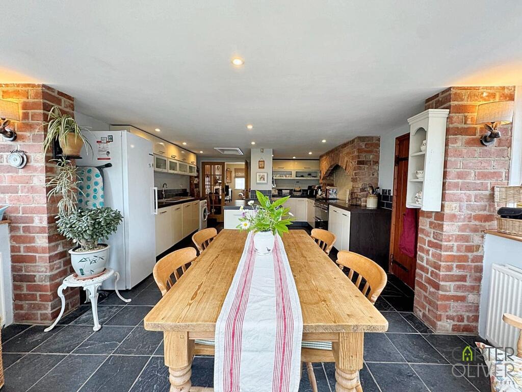 Open Plan Kitchen Diner