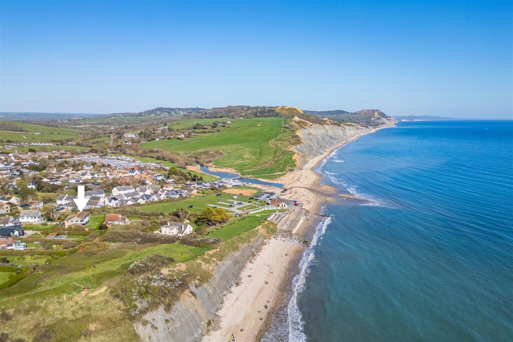 DJI_0741-HDR (arrow).jpg
