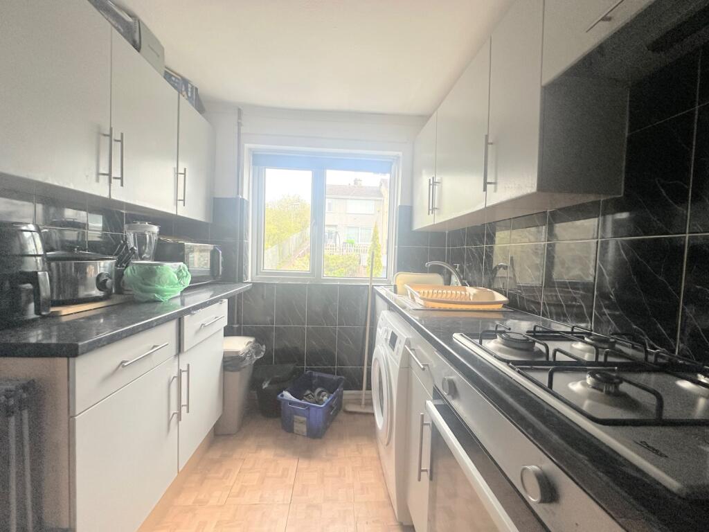 763312B4-8815-483B-87C2-5271C7E0DD70