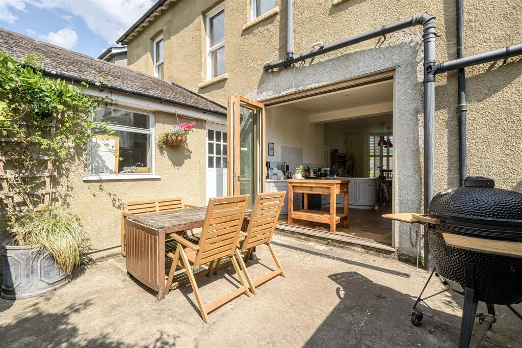 1312081-21-6855aca5dba2c-ARW1312081-41-6855aca5dba