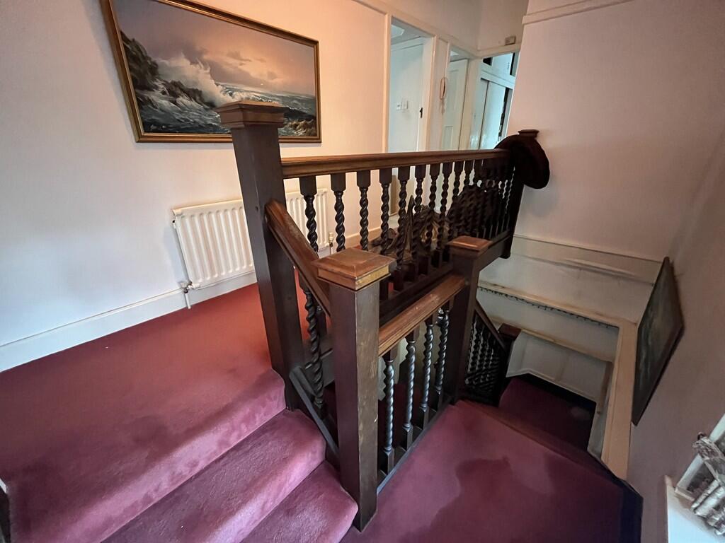 oval_30_t20251224...