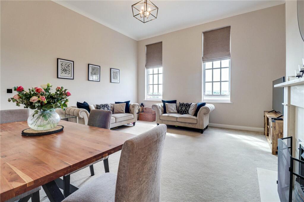 Living/Dining Room