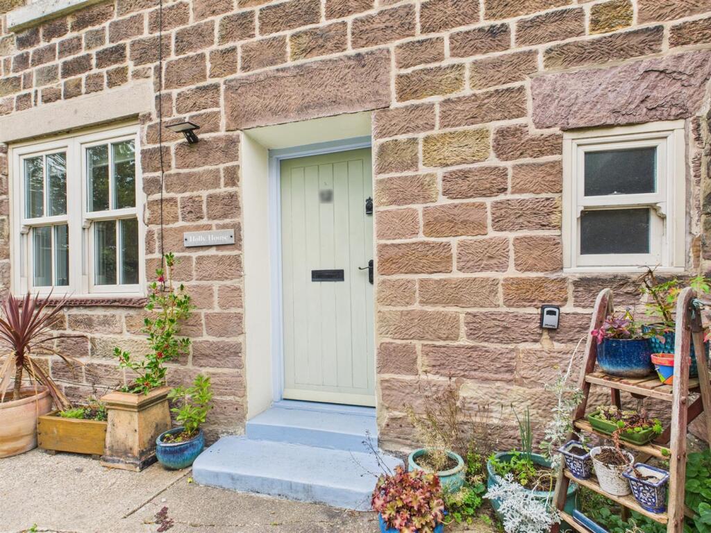 CAM04916G0-PR0160-STILL018 (1).jpg