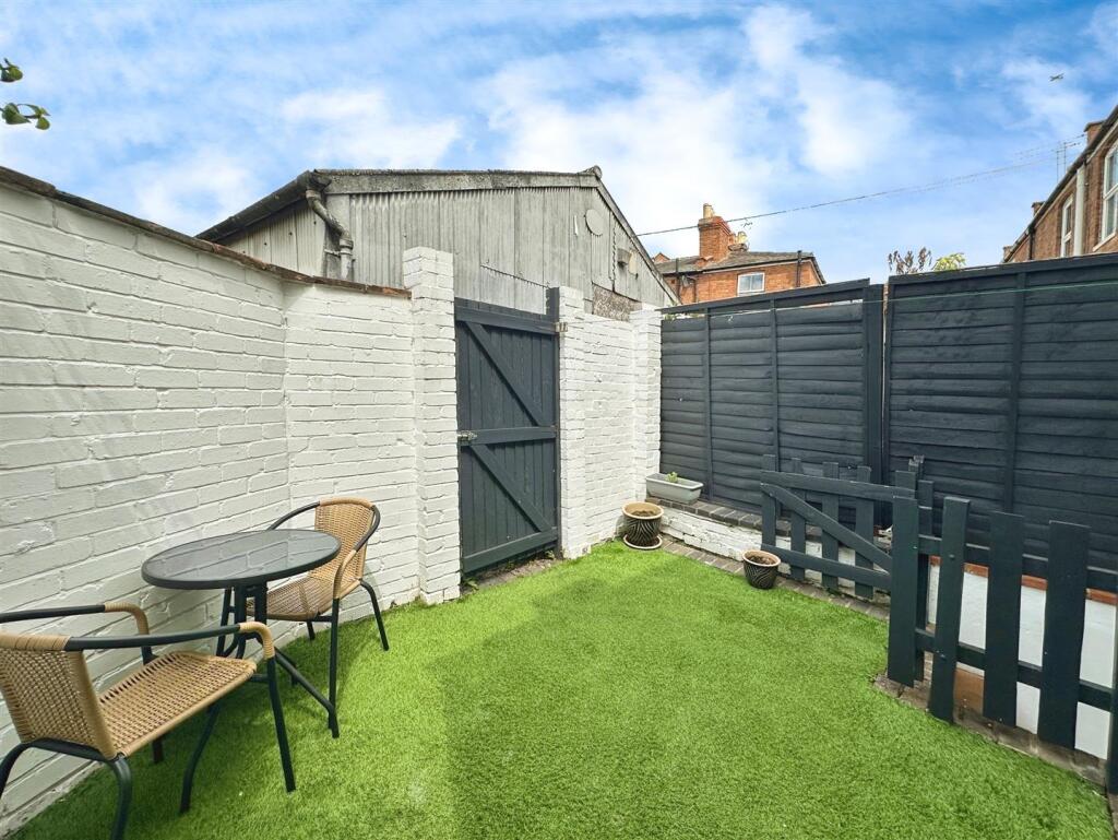 a044e8fc--465A-9286-BC1EB81F085E-61268-000013EE530