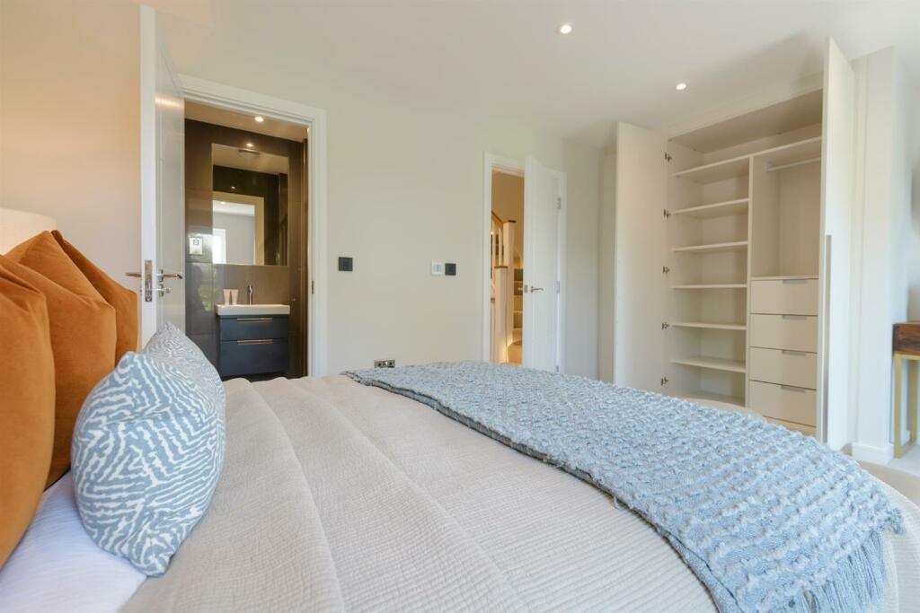 Master with Ensuite