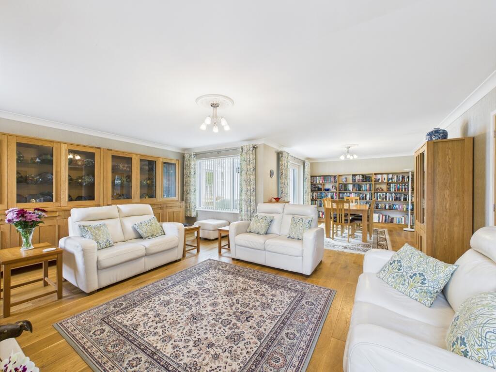 open plan lounge &amp; dining room