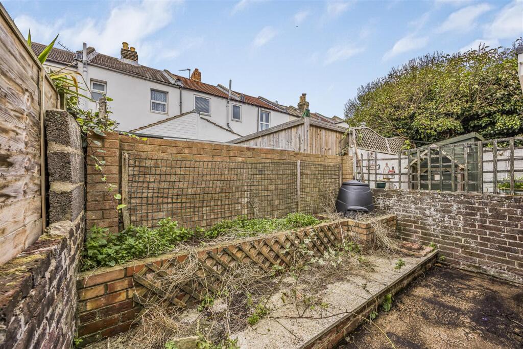 26 Ward Road, Southsea-PorticoMarketing-SoldBy-24.