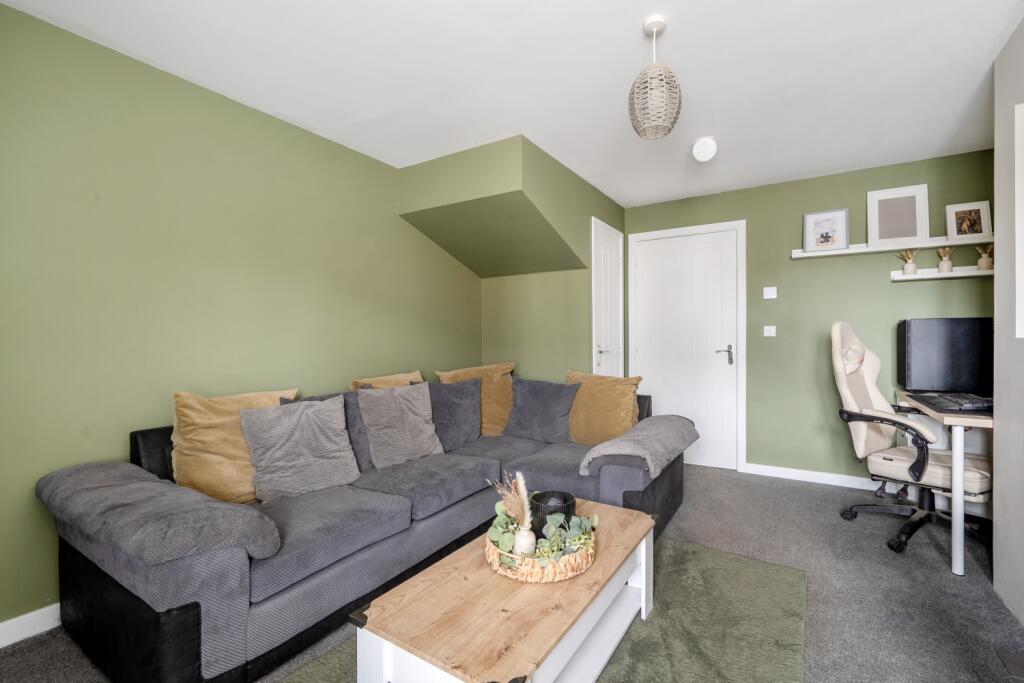 1341626-12-68a599d79f543