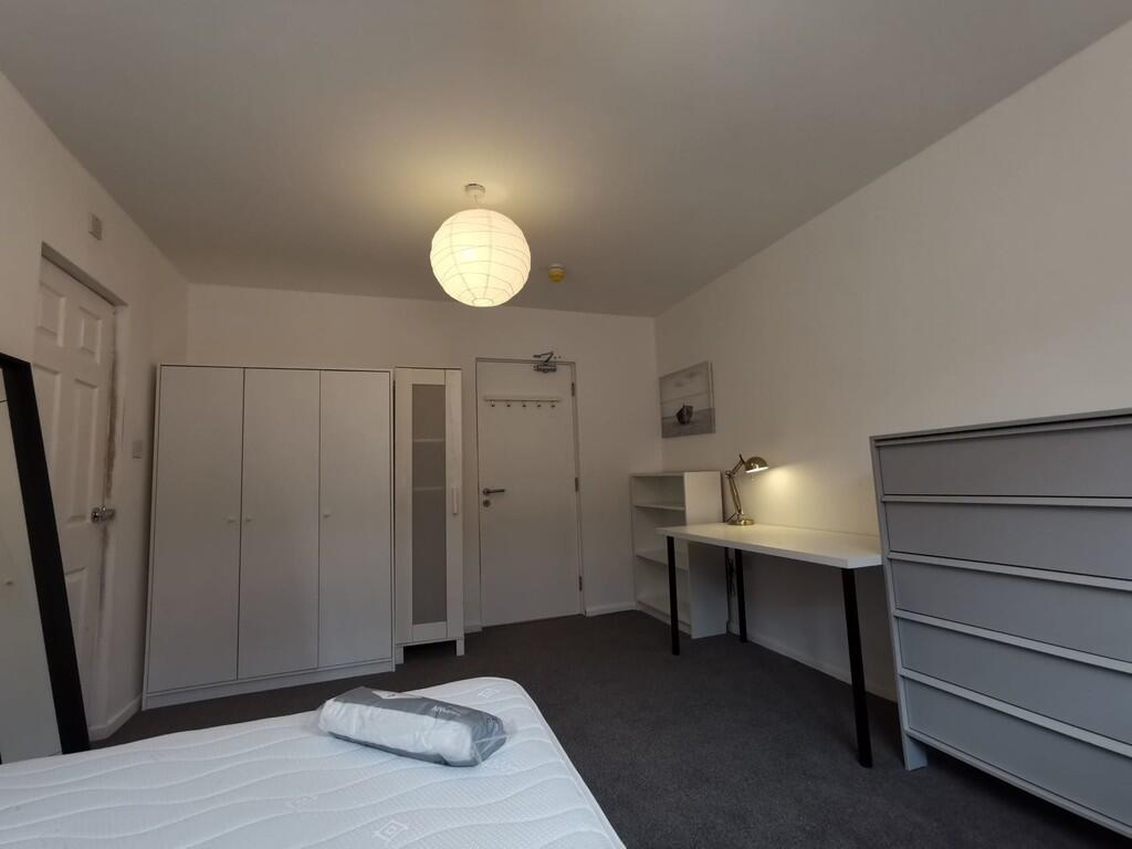 Bedroom1-3