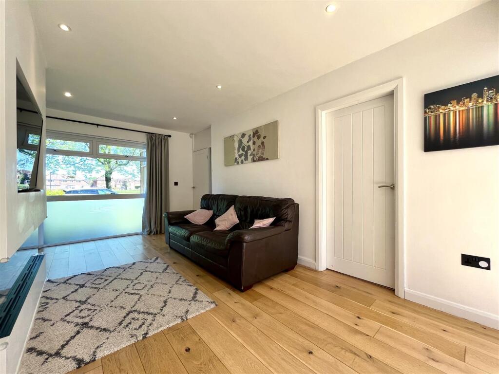 Living Area Aspect 3