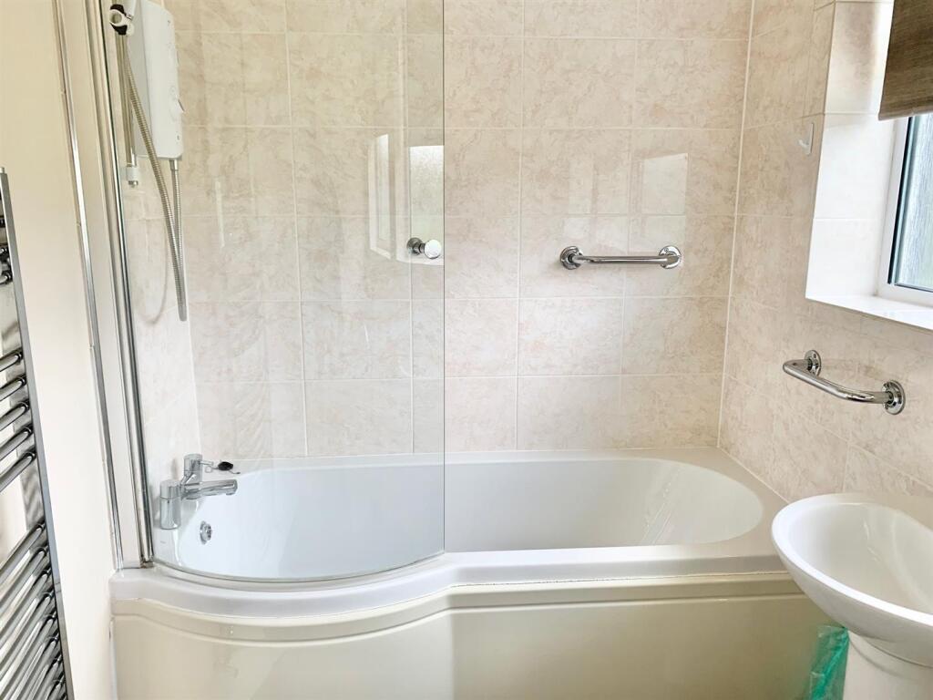 24 Mildenhall Bathroom Oct 25.jpg