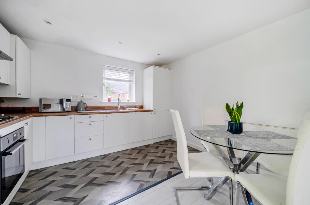 1376468-2-691713a...