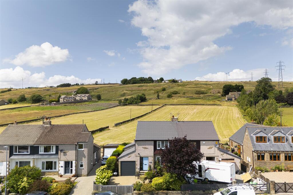 Bramleys Estate Agents - Bradshaw Lane - Halifax (