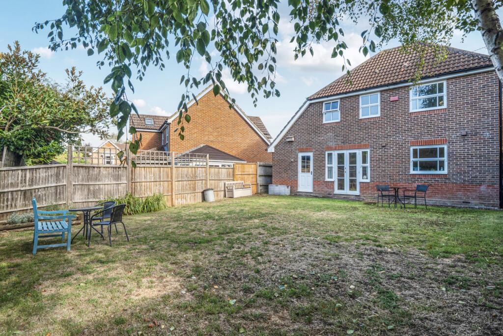 1346062-3-68b5d21...