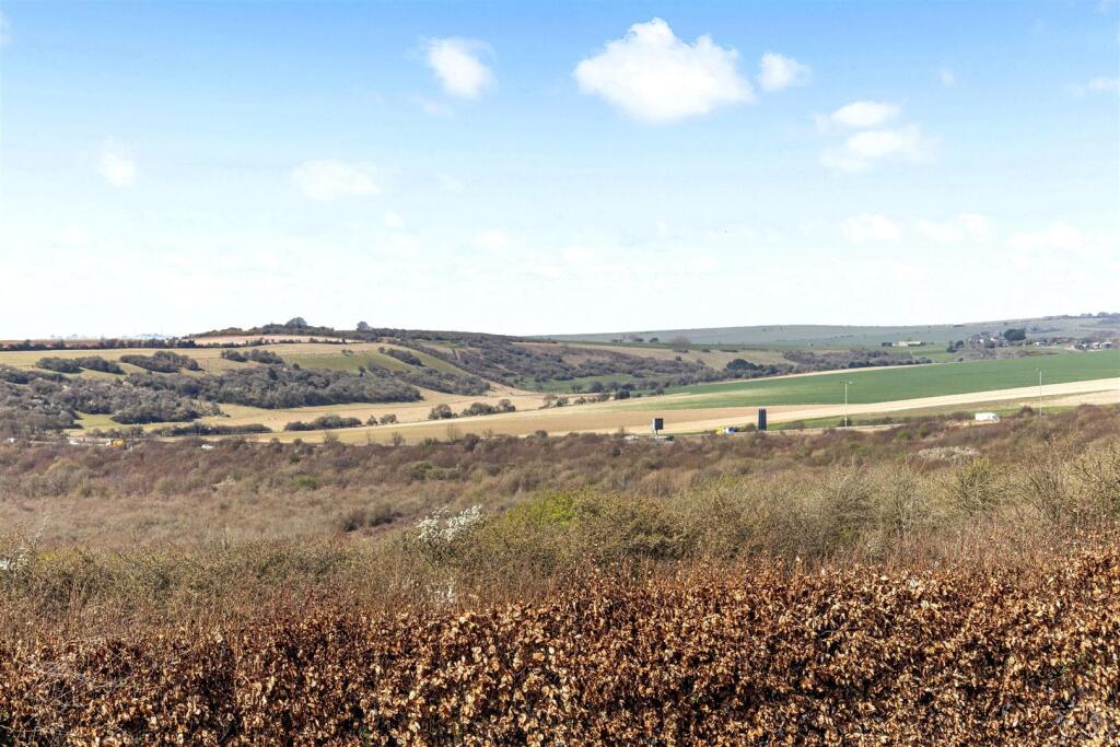 King George VI Dr 17 VIEW.jpeg