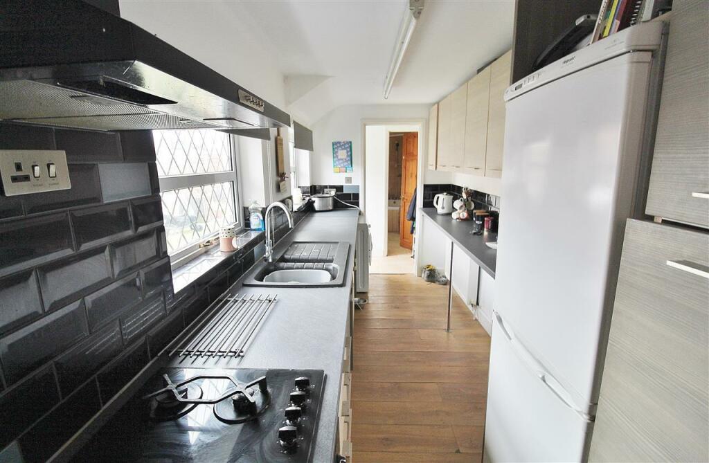 GALLEY KITCHEN