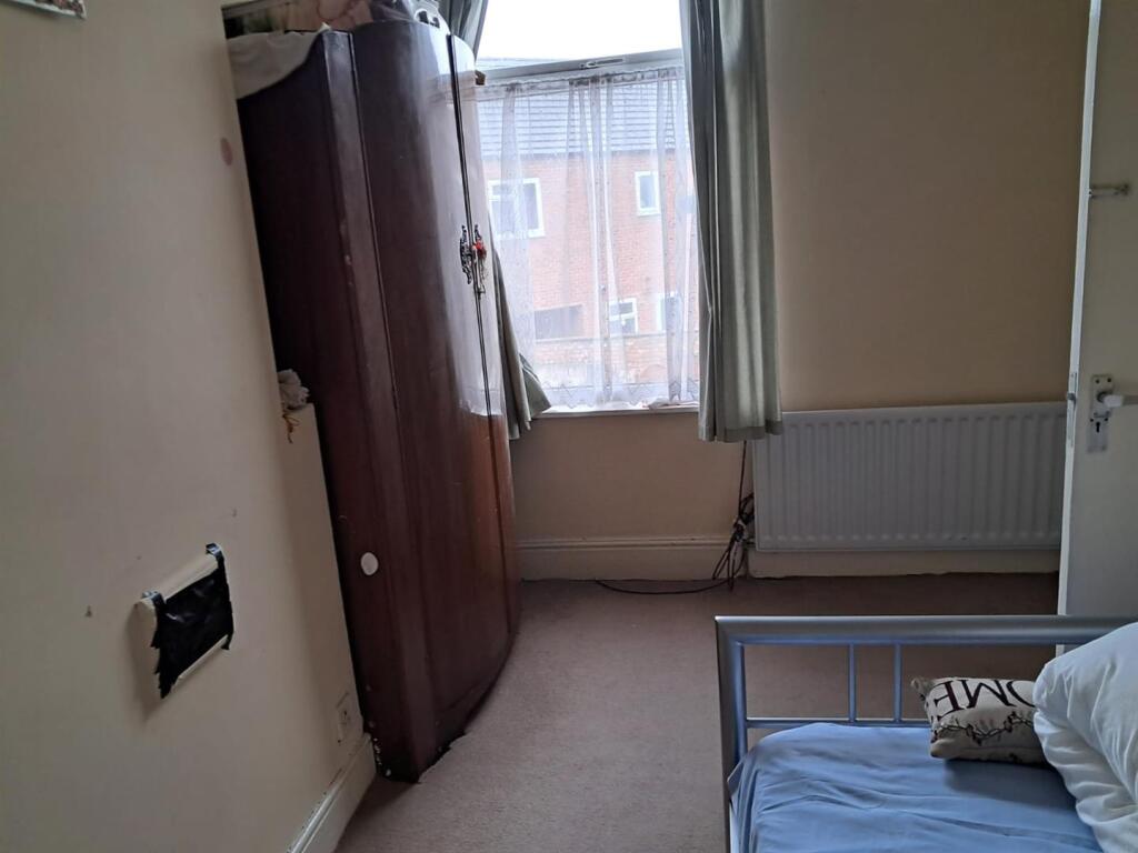 WhatsApp Image 2025-11-20 at 16.11.17_e393de58.jpg