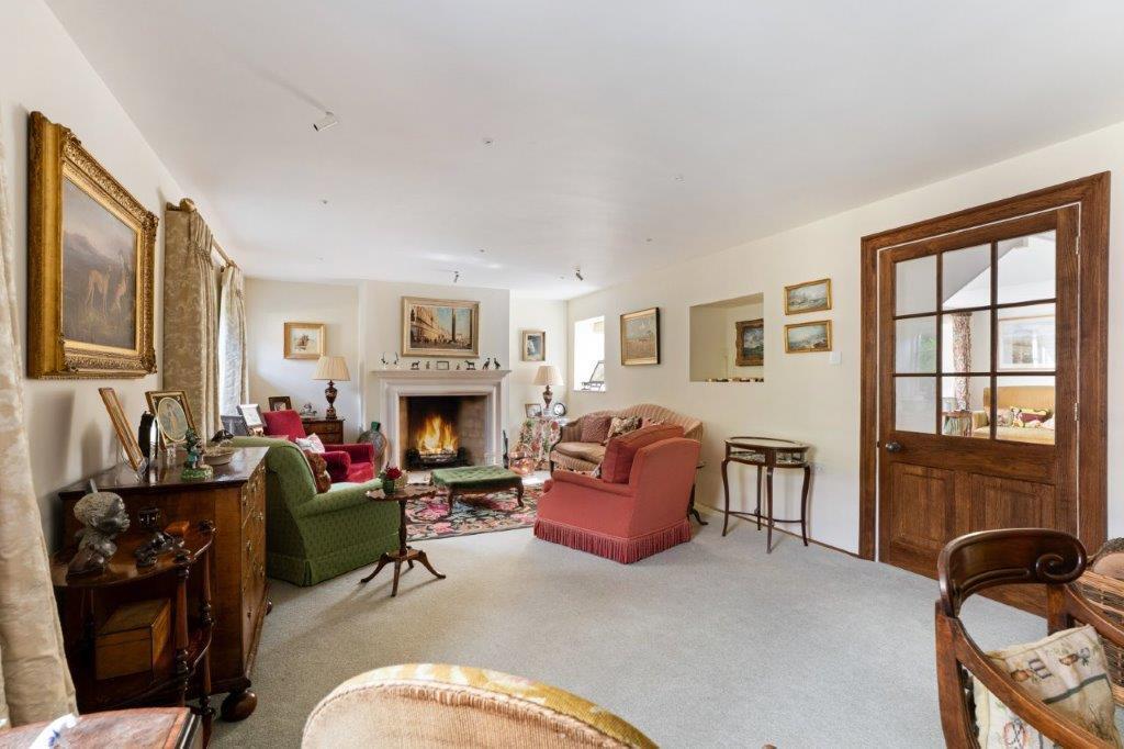 September Cottage - Sitting Room 3.jpg