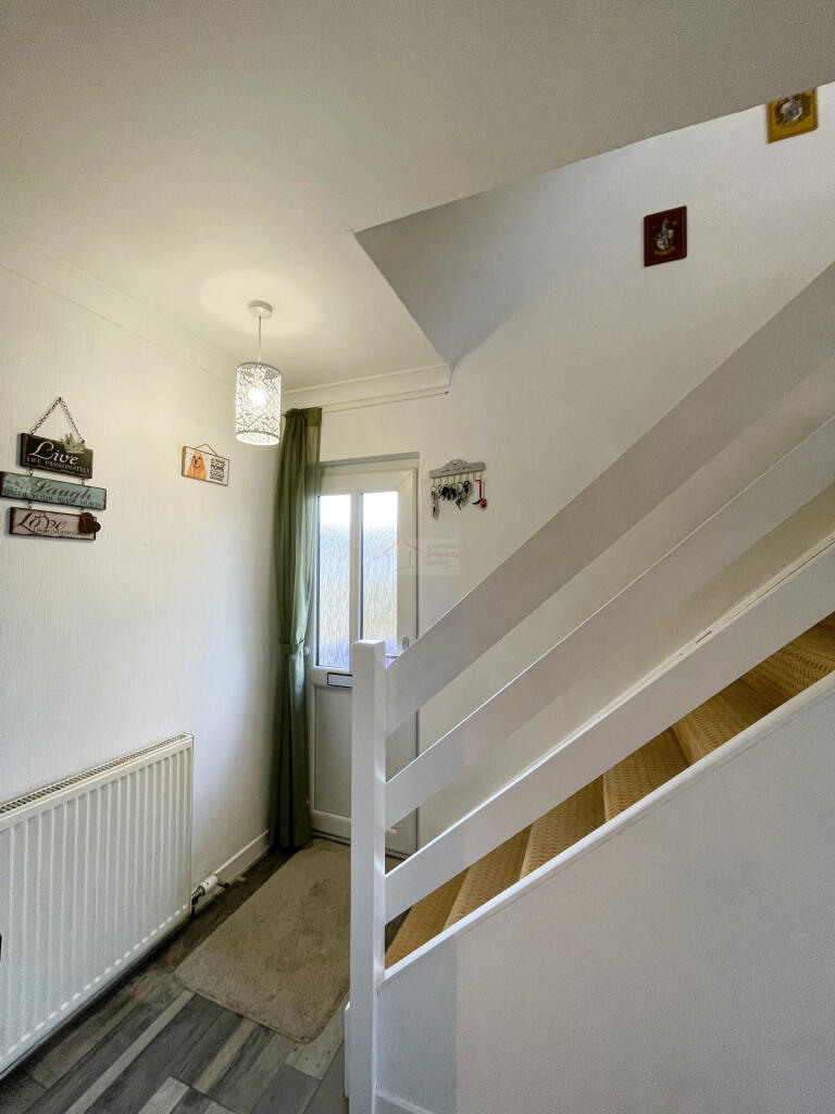 Hallway.JPG
