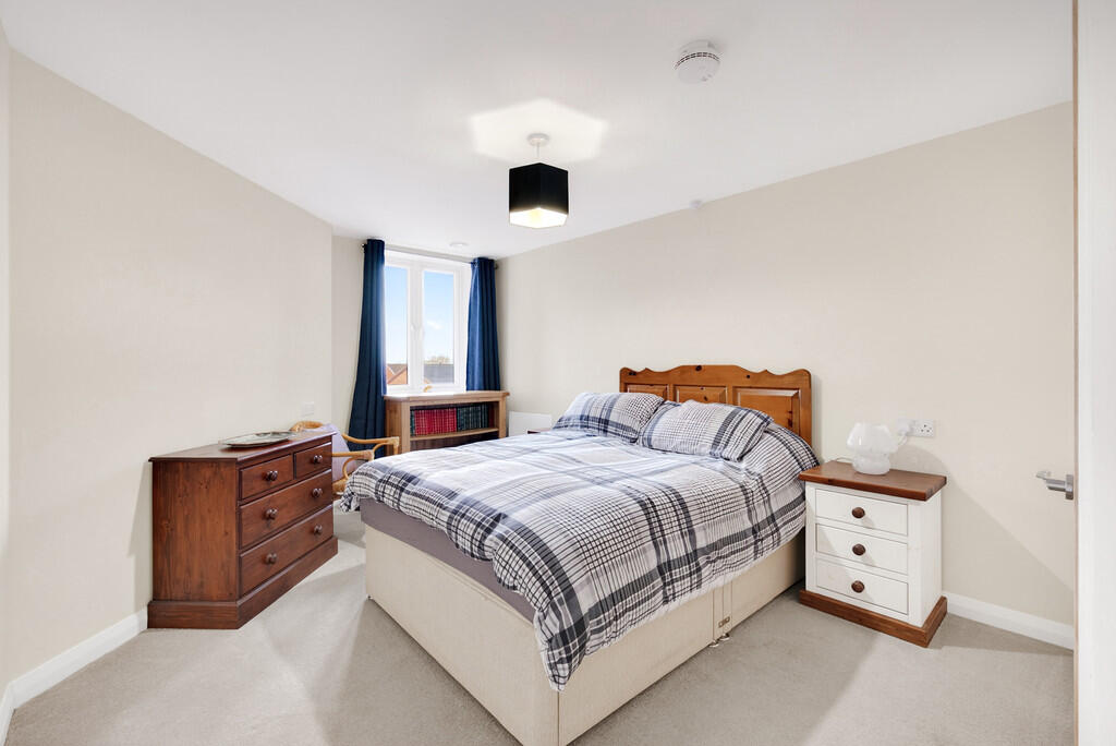 44 Wellington Par...