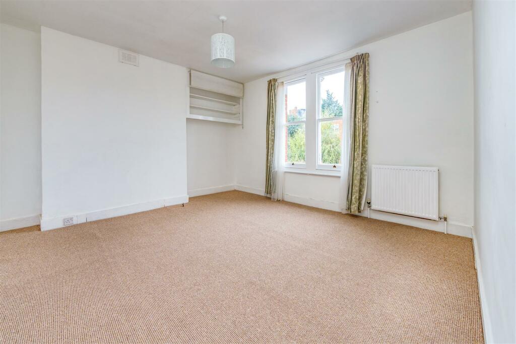 bedroom.jpg