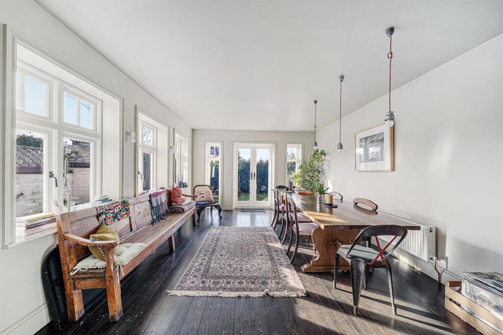 Dining Room Aspect 8